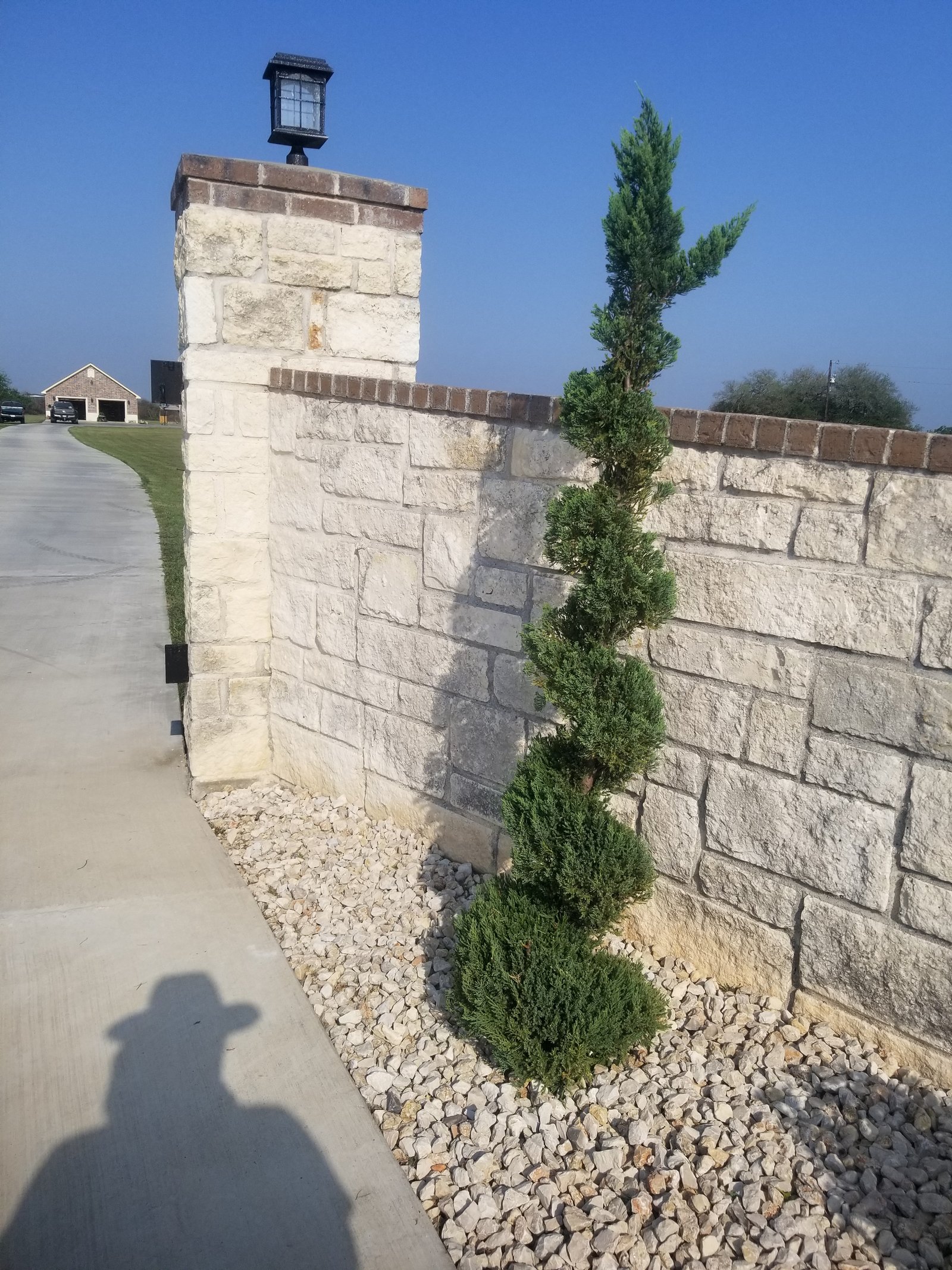 Work sample 7 from Roros lawn care